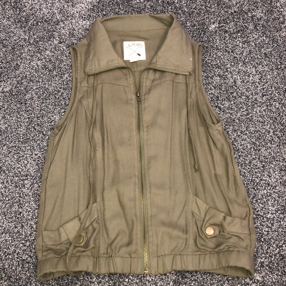 Tank Zip Up Top